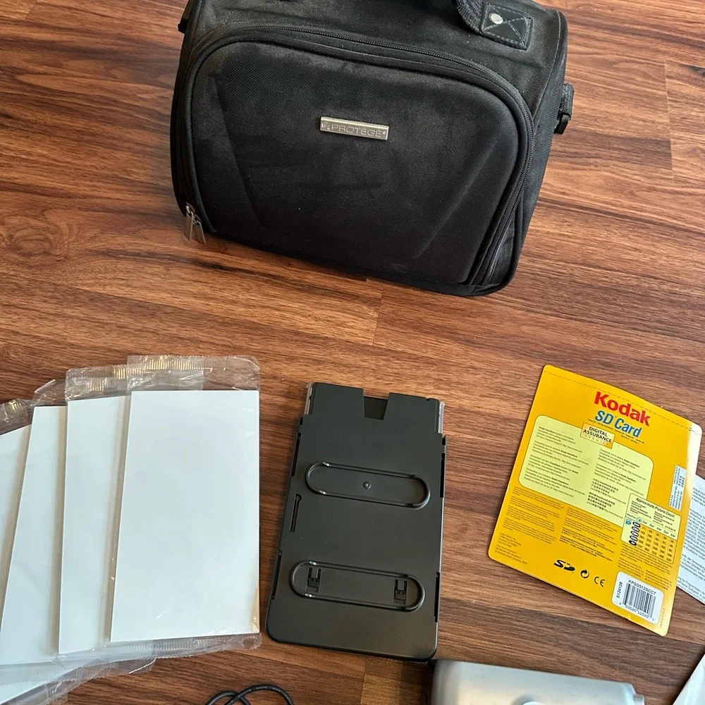 VTG Kodak EasyShare Printer Dock & Accessories